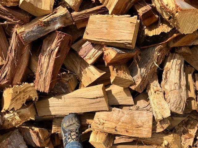 Topfell CC tree services image